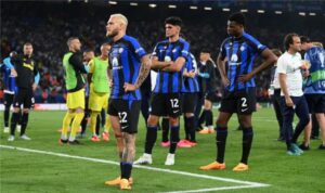 ملخص خيبة أمل إنتر ميلان في دوري أبطال أوروبا، واستعراض لأبرز لحظات المباراة وأسباب الخسارة وتأثيرها على الفريق.