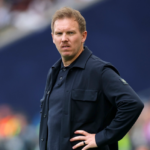 اكتشف كيف يؤثر ناغيلسمان وحظ نجم ألماني على أداء المنتخب في المونديال وما هي التحديات والفرص التي تواجه الفريق في البطولة العالمية.